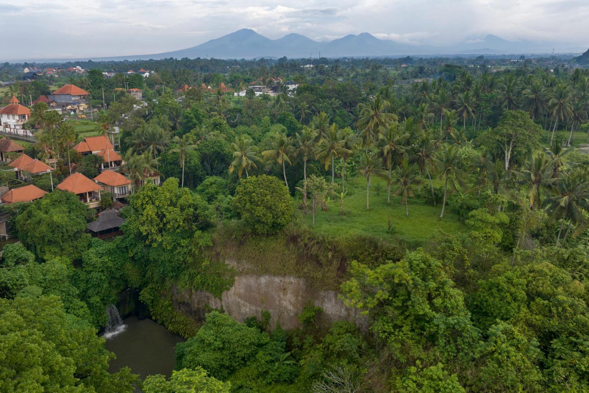 Griya Shanti Villas & Spa Ubud  Exterior photo